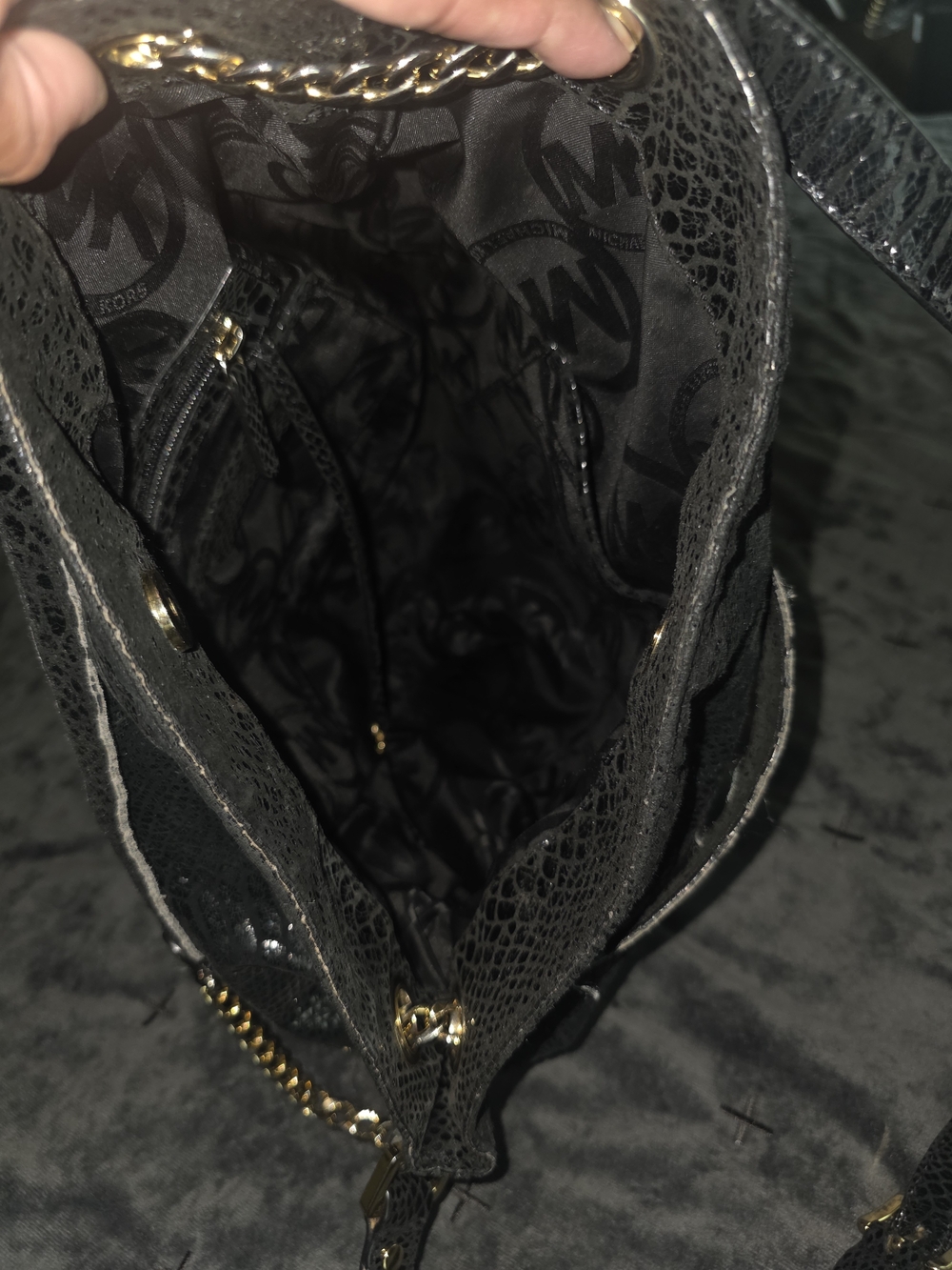 Michael Kors Black Faux-Snake Chain-Handle Women's Shoulder Bag - Picture 7 of 15